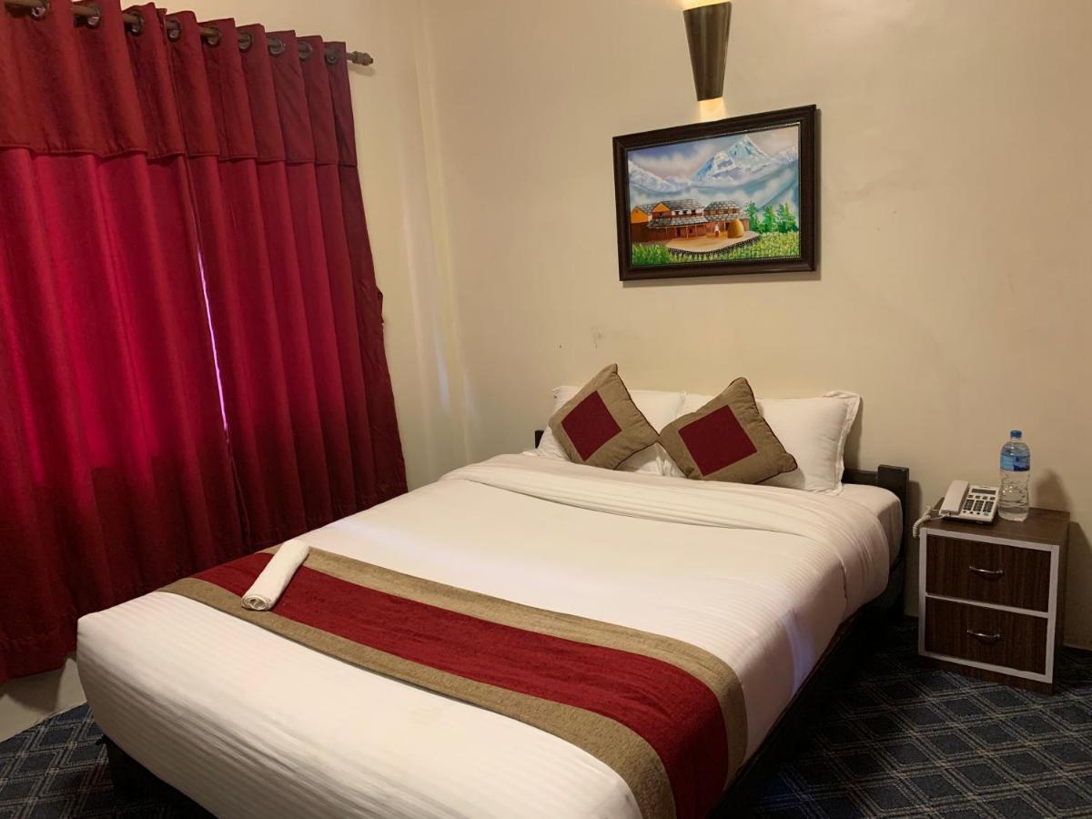 Hotel Sakura Durbar Nagarkot Bagian luar foto
