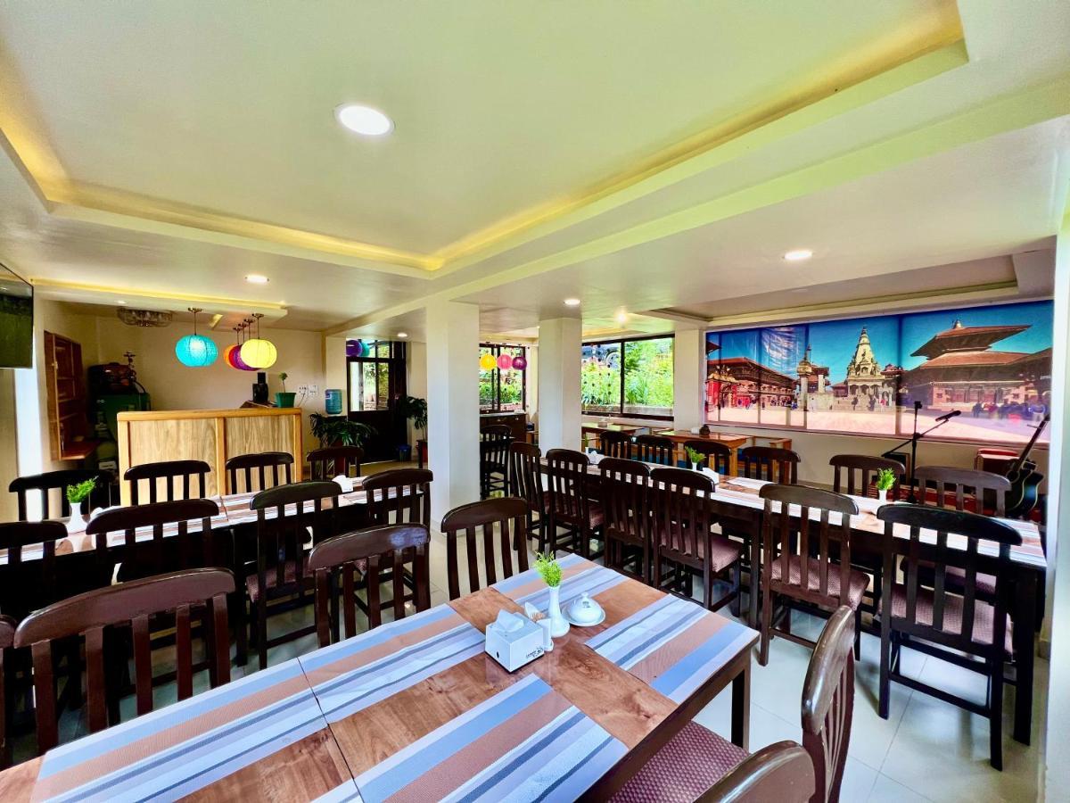 Hotel Sakura Durbar Nagarkot Bagian luar foto